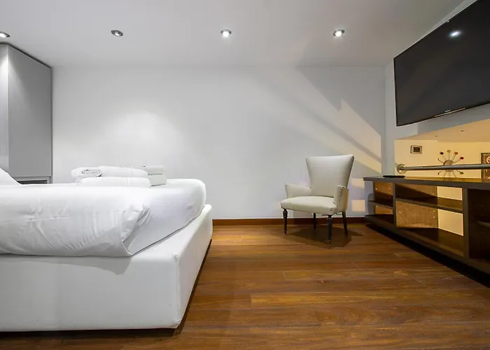 Pellegrino 67 Loft Apartment